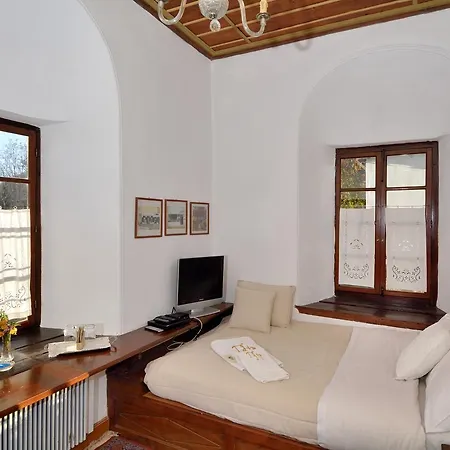 Guest house Archontiko Pandora Makrinitsa